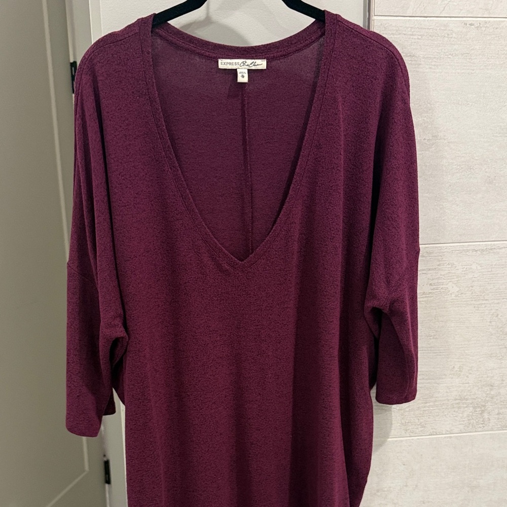 🧡 Express Deep Plum V-Neck Dolman Sleeve Top